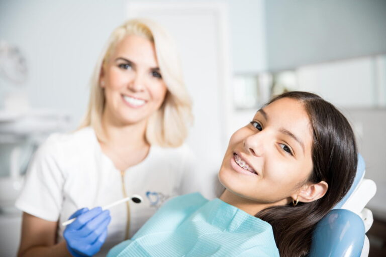 Metal braces in nagpur orthodontic treatment at Forever Orthocare dental clinic Nagpur